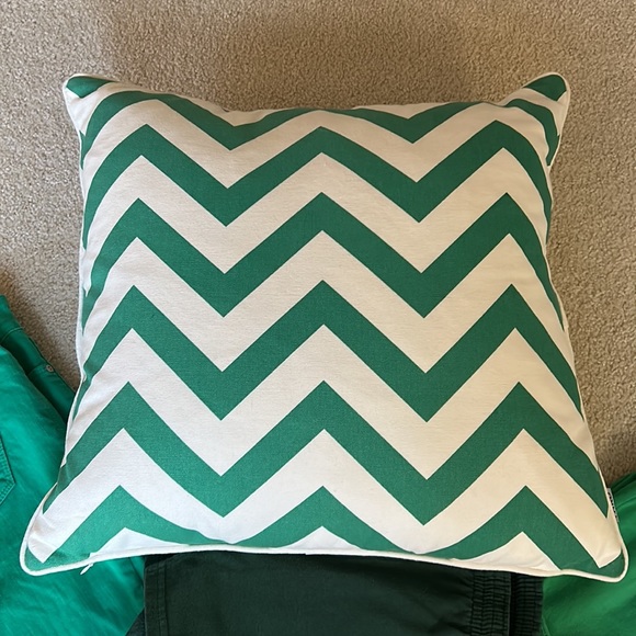 NWT Chevron Pillow - Picture 10 of 16